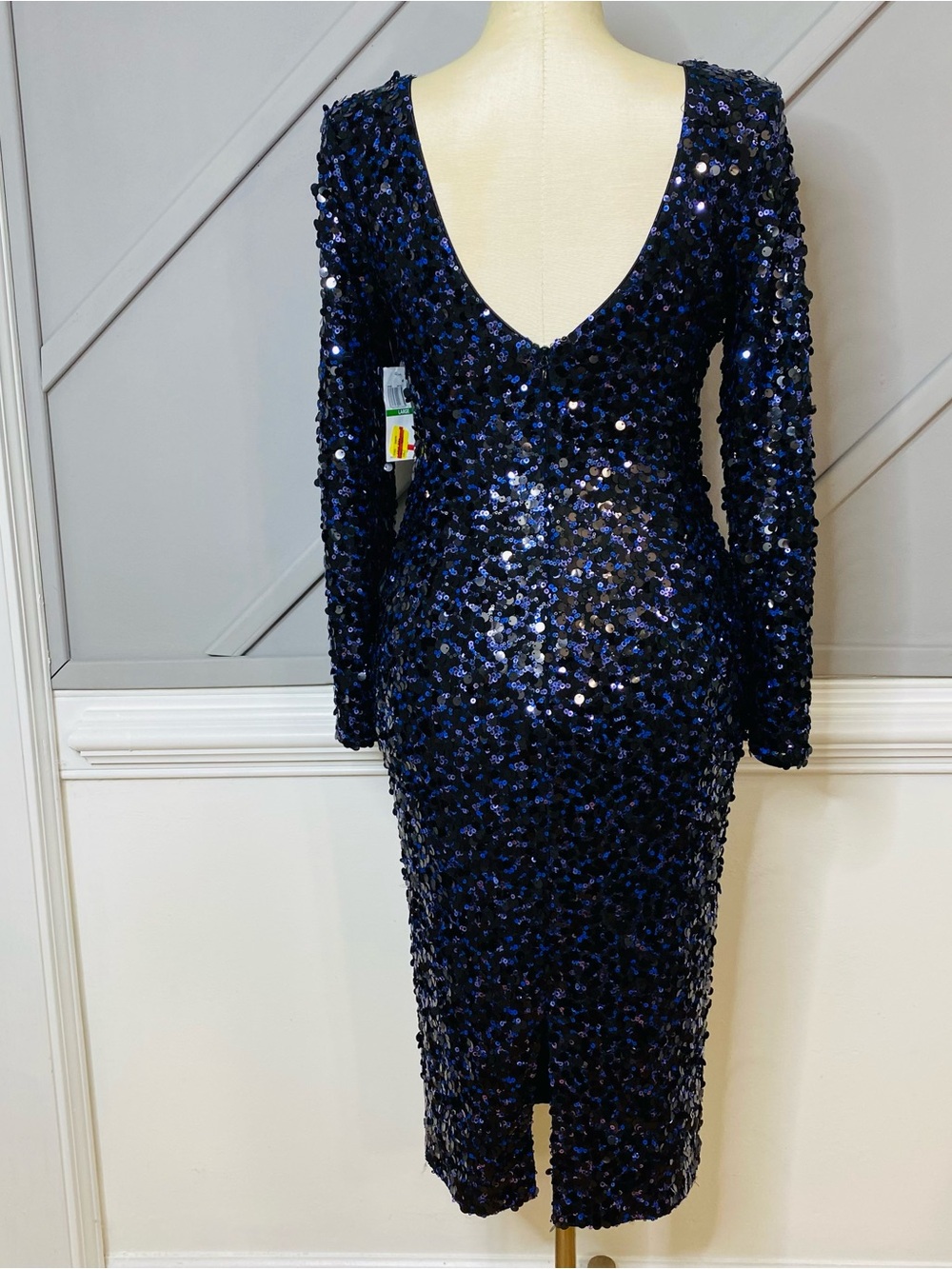 NEW Dress the Population Emery Long Sleeve Sequin Dress navy SZ L #D6706 - Picture 7 of 13